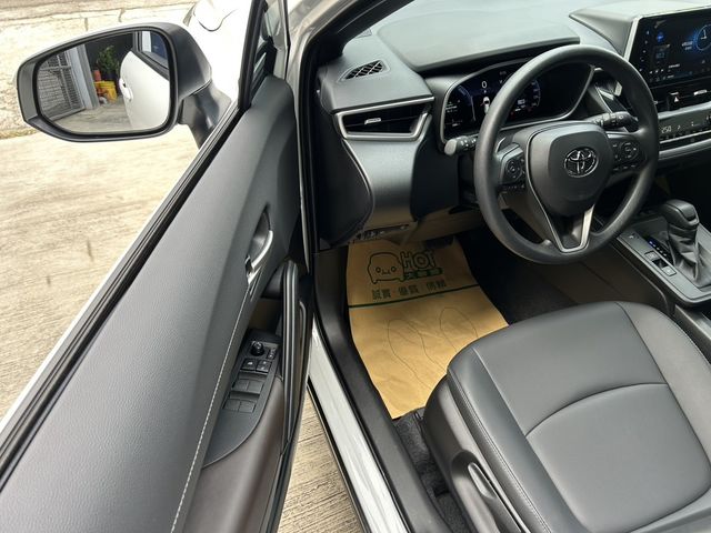 TOYOTA豐田 COROLLA CROSS HYBRID  第7張相片