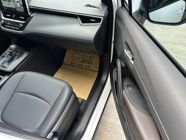 TOYOTA豐田 COROLLA CROSS HYBRID  第10張相片