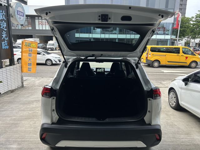 TOYOTA豐田 COROLLA CROSS HYBRID  第14張相片
