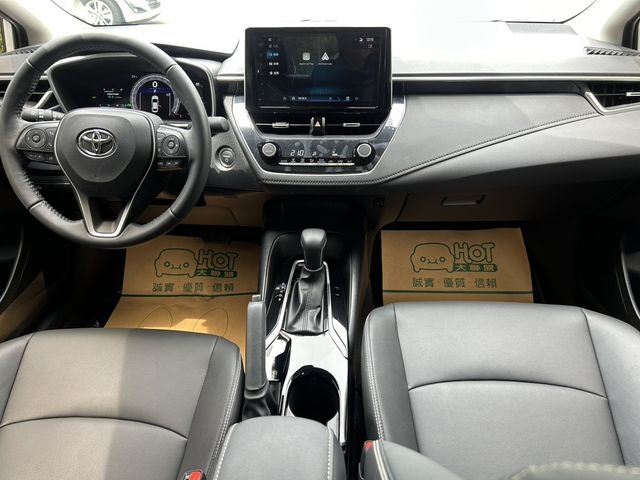 TOYOTA豐田 COROLLA ALTIS HYBRID  第5張相片