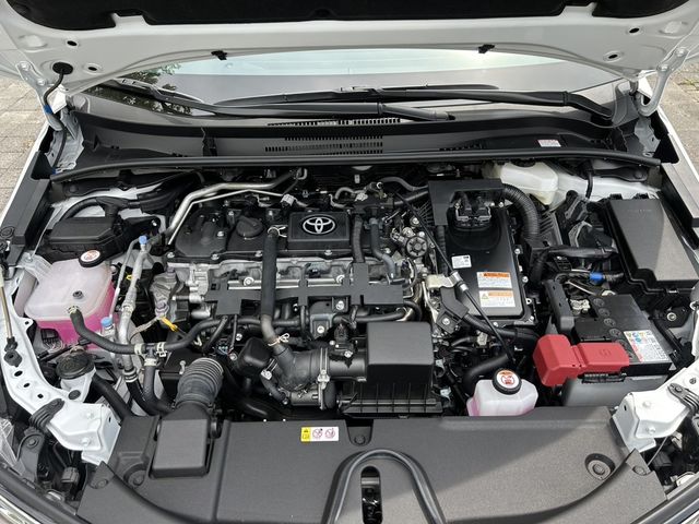 TOYOTA豐田 COROLLA ALTIS HYBRID  第6張相片