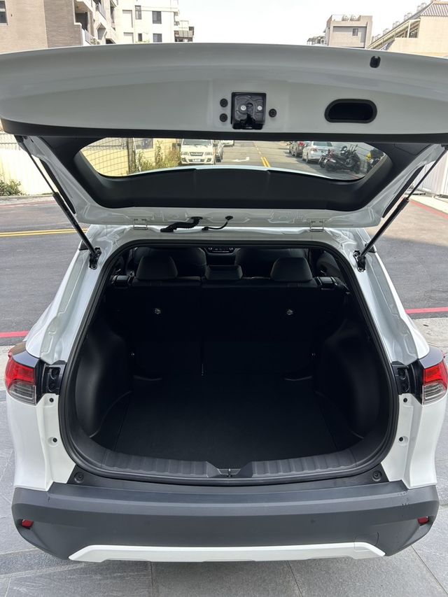 TOYOTA豐田 COROLLA CROSS HYBRID  第4張相片