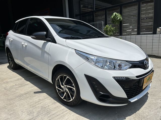 TOYOTA豐田 YARIS  第2張相片