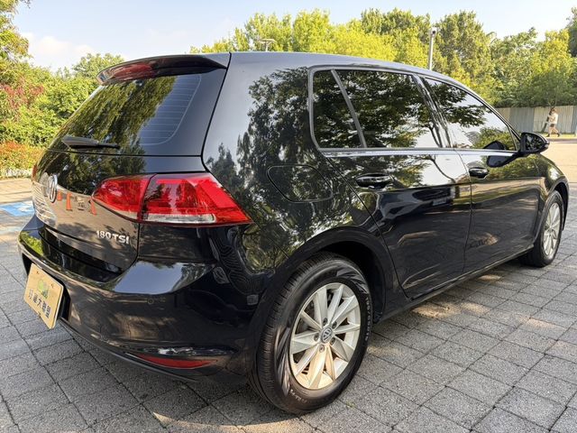 VOLKSWAGEN福斯 GOLF  第4張相片