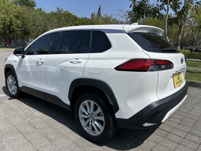 TOYOTA豐田 COROLLA CROSS HYBRID  第1張相片
