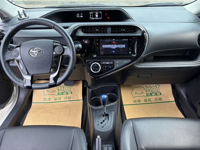 TOYOTA豐田 PRIUS C  第5張相片