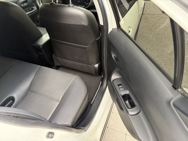 TOYOTA豐田 PRIUS C  第11張相片