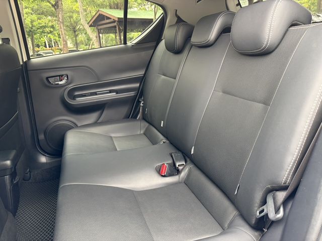 TOYOTA豐田 PRIUS C  第12張相片