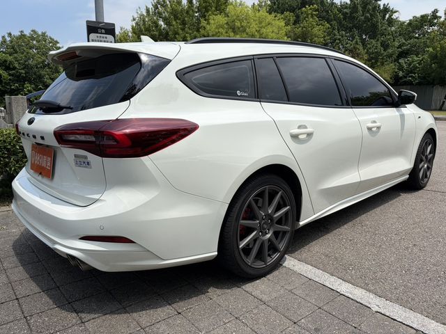FORD福特 FOCUS WAGON  第4張相片