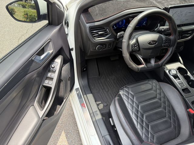 FORD福特 FOCUS WAGON  第7張相片