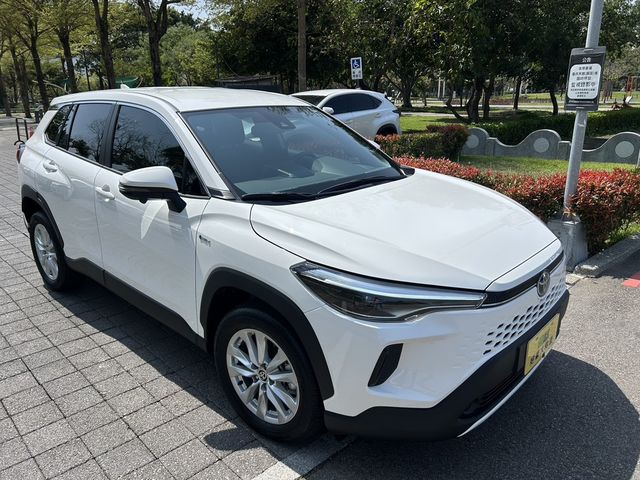 TOYOTA豐田 COROLLA CROSS HYBRID  第14張相片