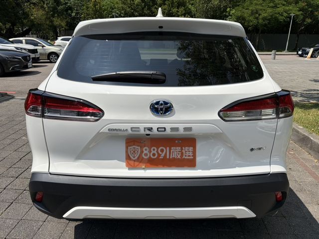TOYOTA豐田 COROLLA CROSS HYBRID  第4張相片