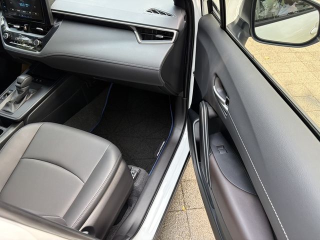 TOYOTA豐田 COROLLA CROSS HYBRID  第13張相片