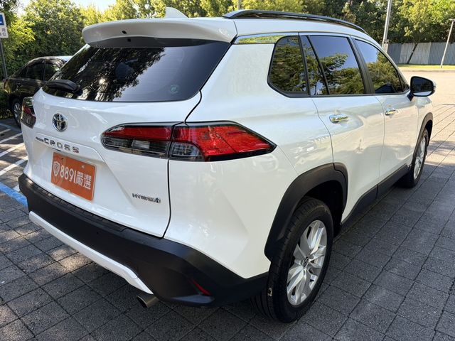 TOYOTA豐田 COROLLA CROSS HYBRID  第2張相片