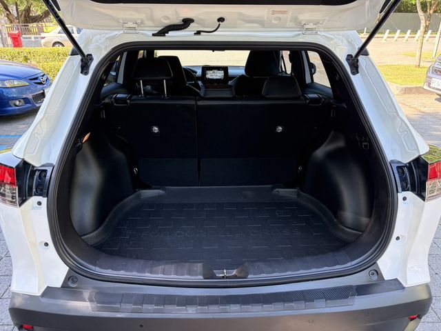 TOYOTA豐田 COROLLA CROSS HYBRID  第17張相片