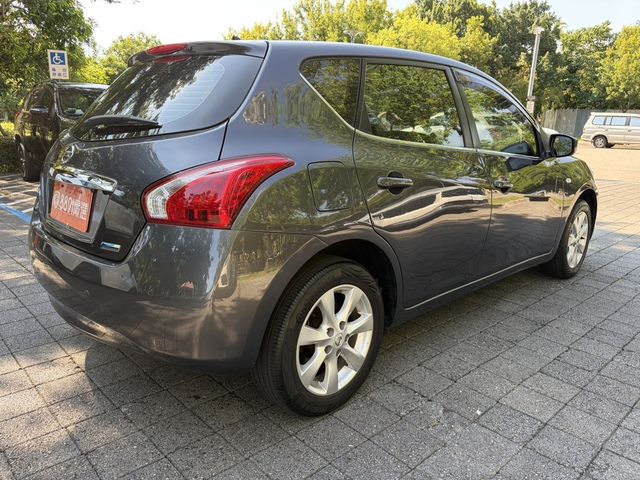 NISSAN日產 TIIDA  第2張相片