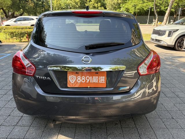 NISSAN日產 TIIDA  第4張相片