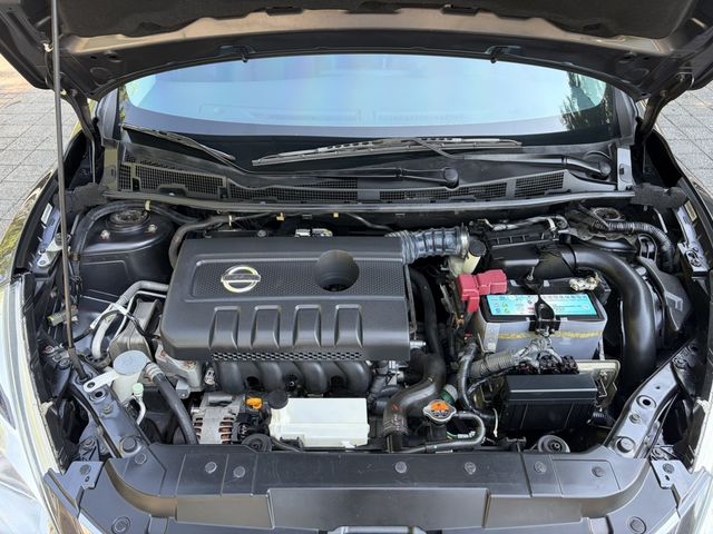 NISSAN日產 TIIDA  第6張相片