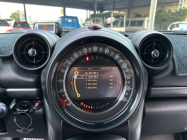 MINI迷你 COUNTRYMAN COOPER S  第14張相片