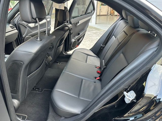 M-BENZ賓士 C300  第8張相片