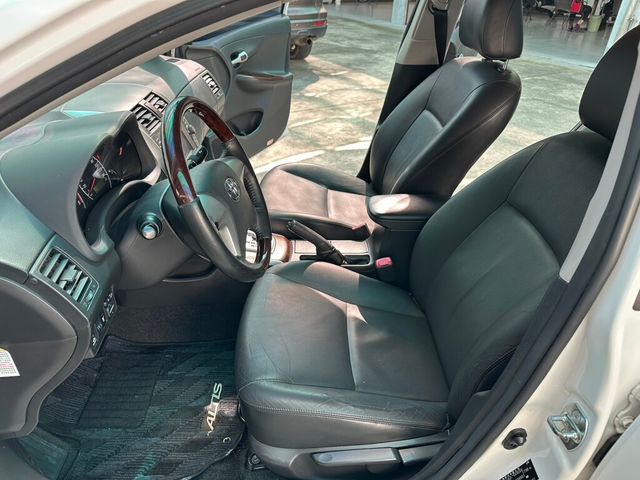 TOYOTA豐田 ALTIS  第7張相片
