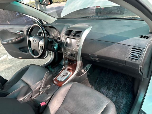 TOYOTA豐田 ALTIS  第9張相片