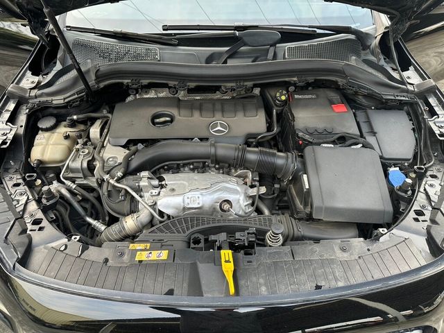M-BENZ賓士 GLA250  第15張相片