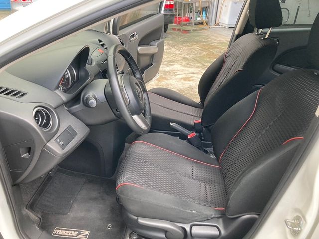 MAZDA馬自達 MAZDA 2  第9張相片