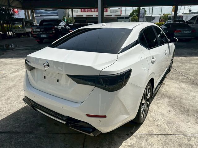 NISSAN日產 SENTRA  第2張相片