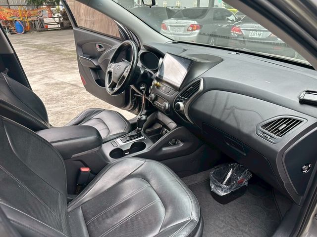 HYUNDAI現代 IX35  第11張相片