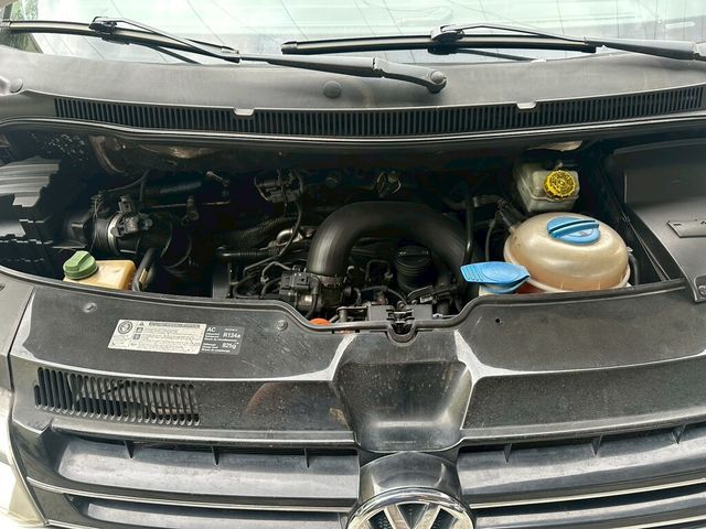 VOLKSWAGEN福斯 T5 CARAVELLE  第6張相片