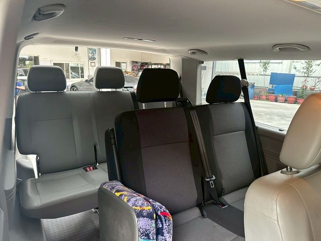 VOLKSWAGEN福斯 T5 CARAVELLE  第13張相片