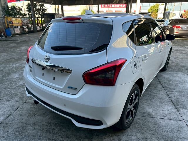 NISSAN日產 TIIDA  第2張相片