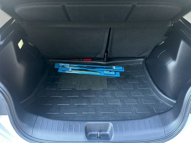 NISSAN日產 TIIDA  第7張相片