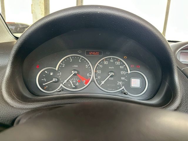 PEUGEOT寶獅 206CC  第10張相片