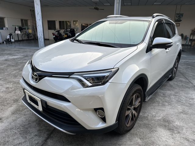 TOYOTA豐田 RAV4  第1張相片