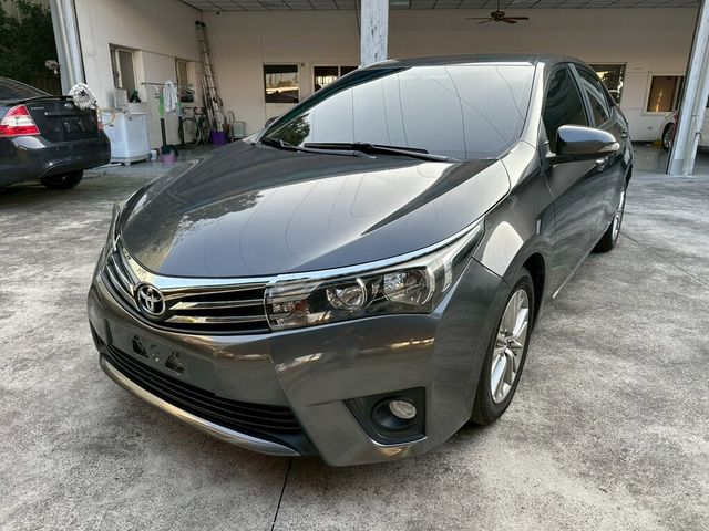 TOYOTA豐田 ALTIS  第1張相片