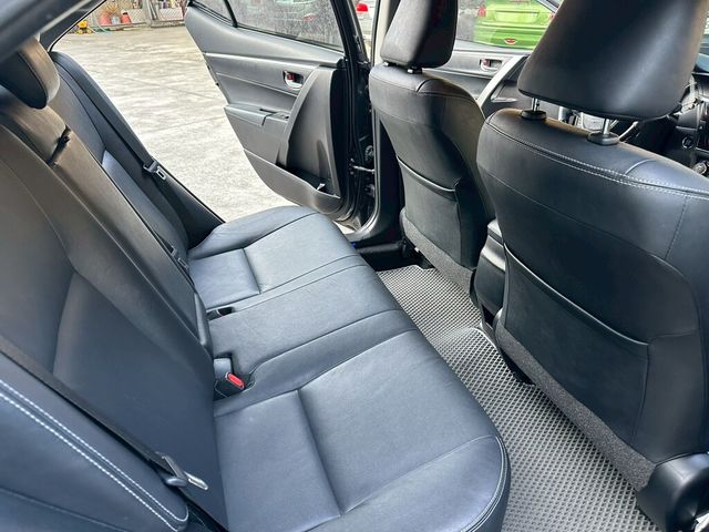 TOYOTA豐田 ALTIS  第10張相片