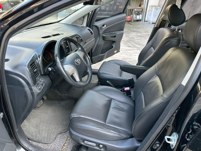 TOYOTA豐田 WISH  第7張相片