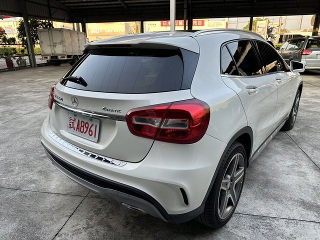 M-BENZ賓士 GLA250  第2張相片