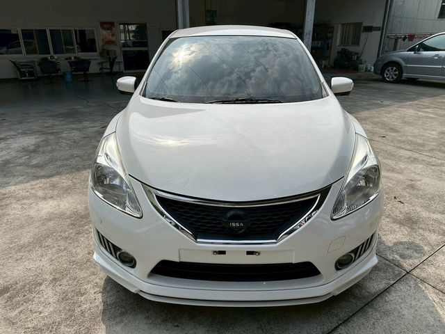 NISSAN日產 TIIDA  第3張相片