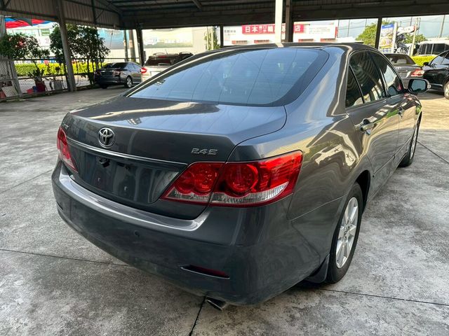 TOYOTA豐田 CAMRY  第2張相片