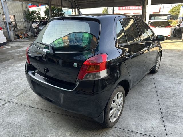 TOYOTA豐田 YARIS  第2張相片