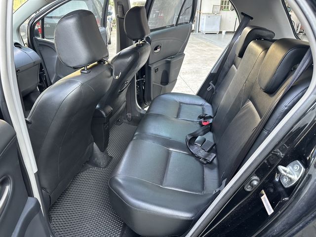 TOYOTA豐田 YARIS  第6張相片