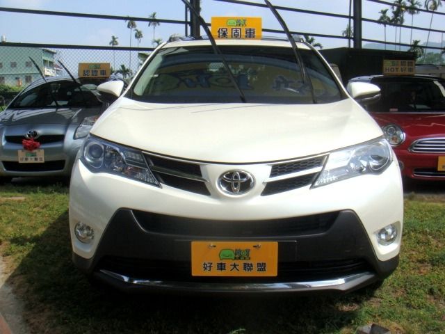 TOYOTA豐田 RAV4  第3張相片