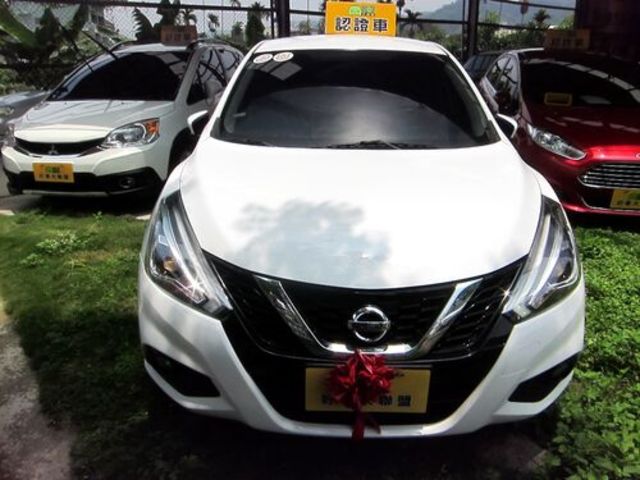 NISSAN日產 TIIDA  第3張相片