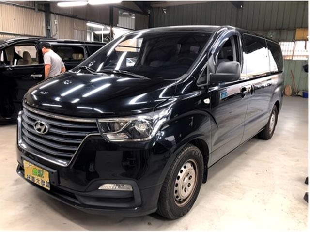 HYUNDAI現代 STAREX  第1張相片