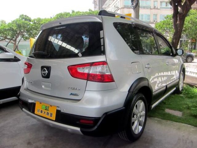 NISSAN日產 LIVINA  第2張相片