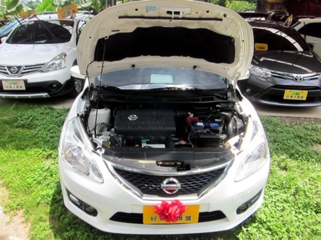 NISSAN日產 TIIDA  第3張相片