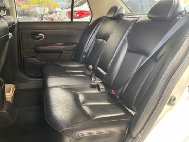 NISSAN日產 TIIDA  第11張相片